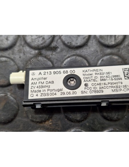 [112123] AMPLIFICADOR DE ANTENA - MERCEDES ACTROS 5 L-FAHRERHAUS 2-ACHSER BM 963