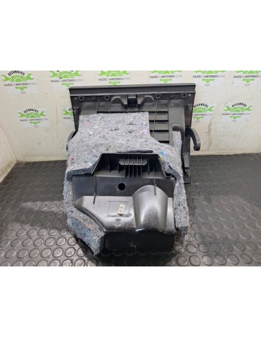 [112081] GUANTERA - RENAULT MASTER DOKA...