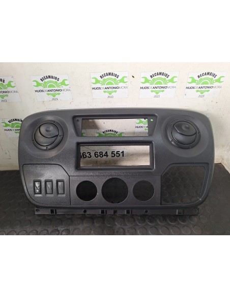 [112073] CONSOLA CENTRAL - RENAULT MASTER DOKA PRITSCHE/-FGST