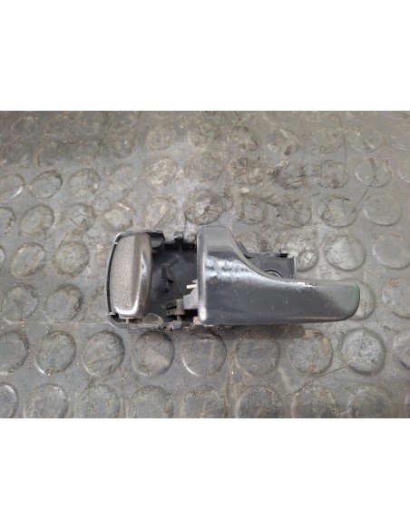 [112071] MANETA INTERIOR DELANTERA IZQUIERDA - NISSAN ATLEON