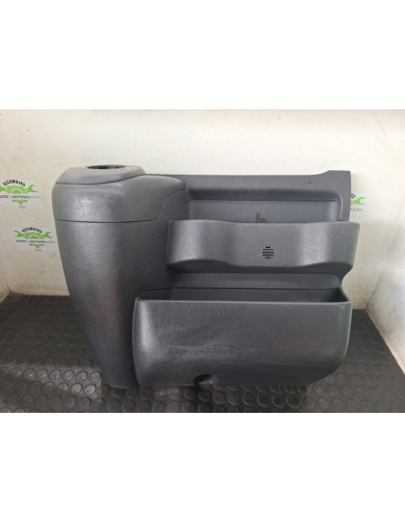 [112070] CONSOLA CENTRAL - RENAULT MASTER DOKA PRITSCHE/-FGST