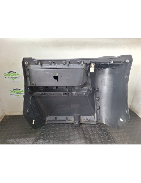 [112070] CONSOLA CENTRAL - RENAULT MASTER DOKA PRITSCHE/-FGST