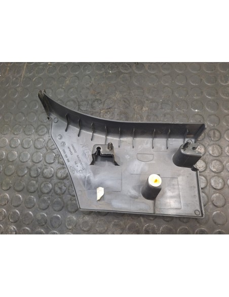 [112049] PLASTICO INTERIOR - RENAULT MASTER DOKA PRITSCHE/-FGST