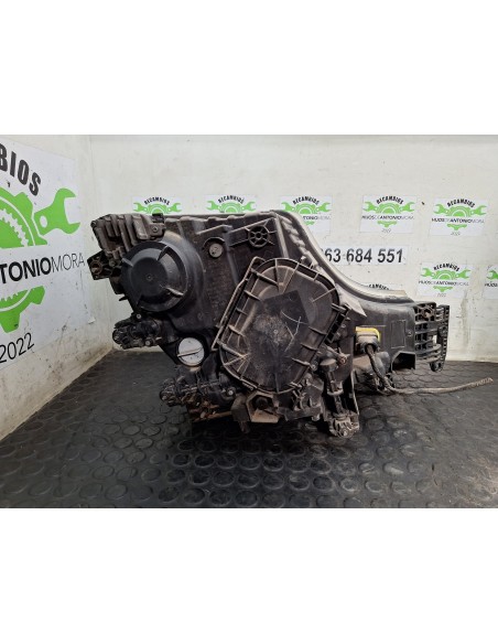 [111999] FARO IZQUIERDO - MERCEDES ACTROS 5 L-FAHRERHAUS 2-ACHSER BM 963