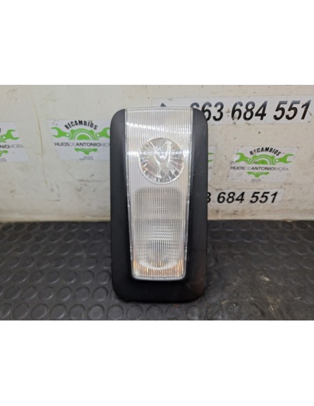 [111989] LUZ INTERIOR - MERCEDES ACTROS 5 L-FAHRERHAUS 2-ACHSER BM 963