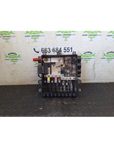 [111975] CAJA RELES / FUSIBLES - MERCEDES ACTROS 5 L-FAHRERHAUS 2-ACHSER BM 963