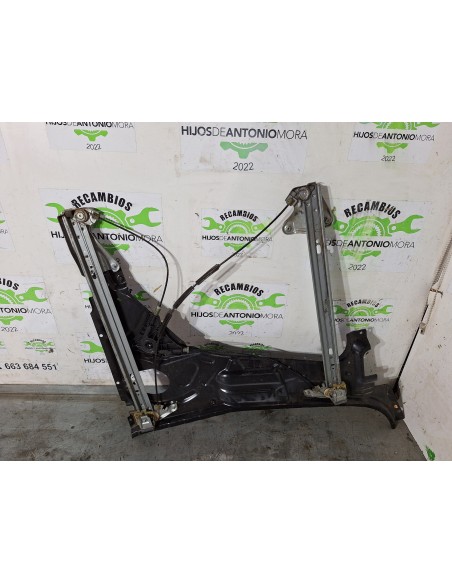 [111921] ELEVALUNAS DELANTERO DERECHO - MERCEDES ACTROS 5 L-FAHRERHAUS 2-ACHSER BM 963