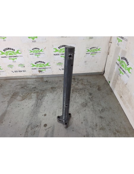 [111891] SOPORTE GUARDABARRO - MERCEDES ACTROS 5 L-FAHRERHAUS 2-ACHSER BM 963