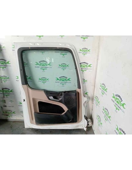 [111889] PUERTA DELANTERA IZQUIERDA - MERCEDES ACTROS 5 L-FAHRERHAUS 2-ACHSER BM 963