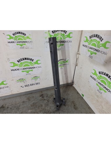 [111884] SOPORTE GUARDABARRO - MERCEDES ACTROS...