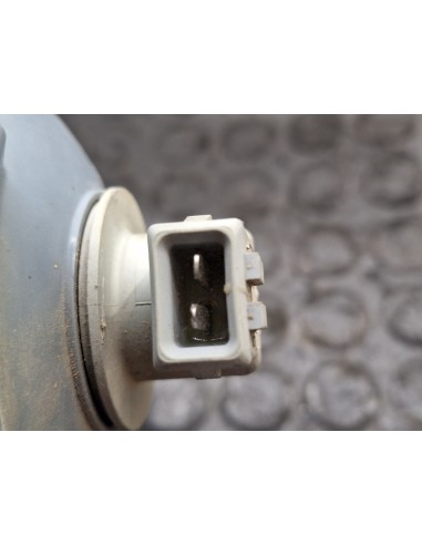 [111849] PILOTO DELANTERO DERECHO - MERCEDES...