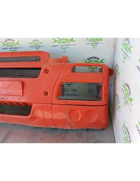 [111829] PARAGOLPES DELANTERO - IVECO STRALIS (AS) (01/2012 - 01/2019)