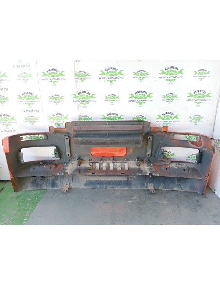 [111829] PARAGOLPES DELANTERO - IVECO STRALIS (AS) (01/2012 - 01/2019)