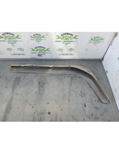 [111785] ALETIN DELANTERO IZQUIERDO - VOLVO FL 7