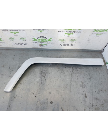 [111785] ALETIN DELANTERO IZQUIERDO - VOLVO FL 7