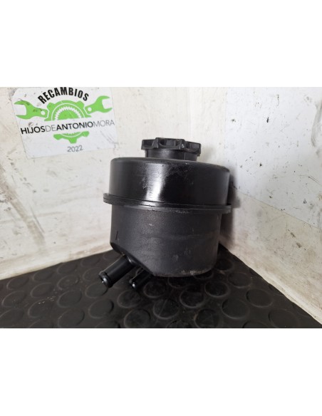 [111703] DEPOSITO LIQUIDO DIRECCION - IVECO DAILY CAJA CERRADA