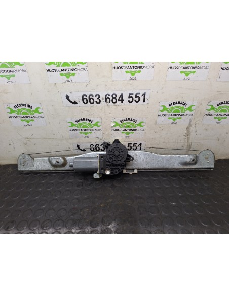 [111687] ELEVALUNAS DELANTERO DERECHO - NISSAN ATLEON