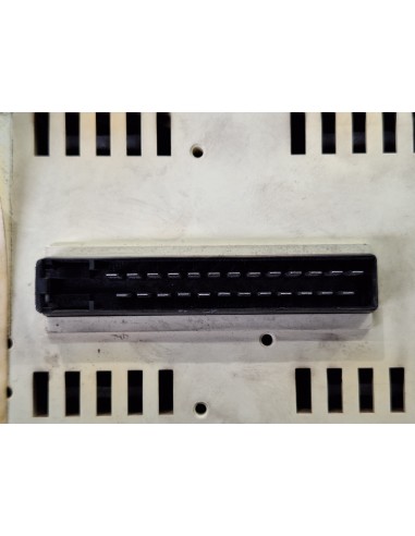 [111644] CUADRO INSTRUMENTOS - VOLVO FL 608