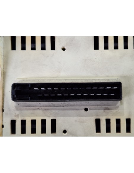 [111644] CUADRO INSTRUMENTOS - VOLVO FL 608