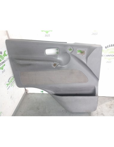 [111590] GUARNECIDO PUERTA DELANTERA IZQUIERDA...