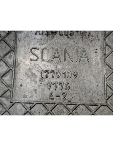 [111587] TAPA BALANCINES - SCANIA SERIE 4 (P/R...