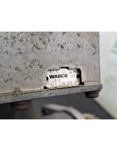 [111559] COMPRESOR AIRE DE MOTOR - MAN TG - L...