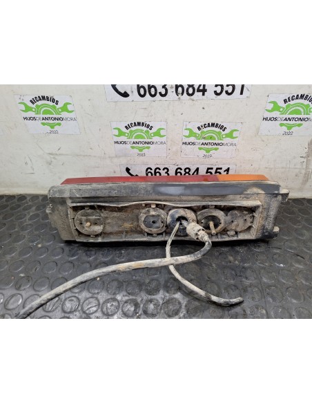 [111521] PILOTO TRASERO IZQUIERDO - FORD TRANSIT (01/1979 - ...)