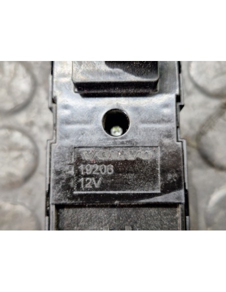 [111508] MANDO ELEVALUNAS DELANTERO IZQUIERDO  - VOLVO FH 13