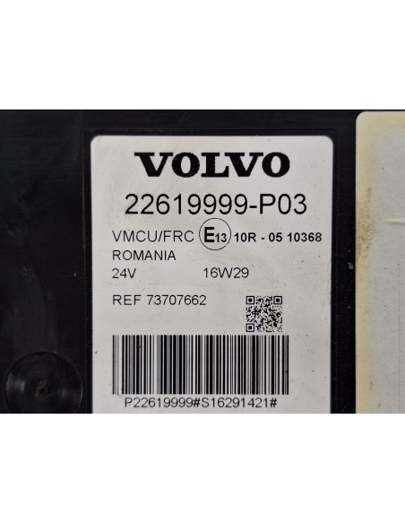 [111507] CAJA RELES / FUSIBLES - VOLVO FH 13