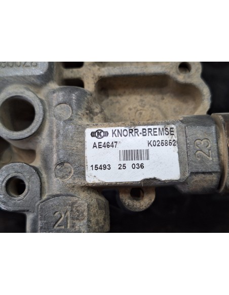 [111462] VALVULA 4 VIAS - IVECO EUROCARGO TECTOR (01/2001 - 12/2003)