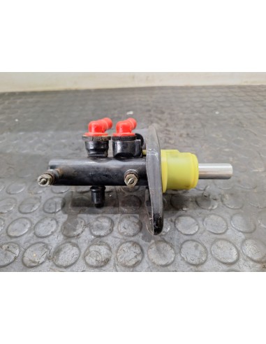 [111433] BOMBA FRENO - NISSAN L35.95