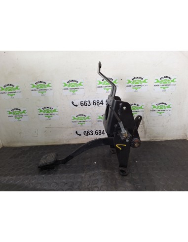 [111431] PEDAL FRENO - NISSAN L35.95