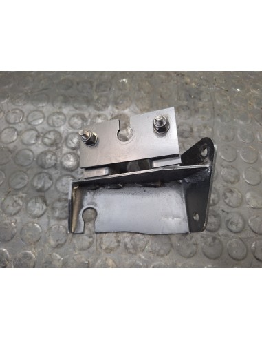 [111401] SOPORTE CABLES - NISSAN CABSTAR E...