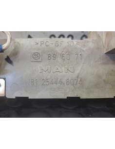 [114030] CAJA RELES / FUSIBLES - MAN TG - A 35.XXX 2