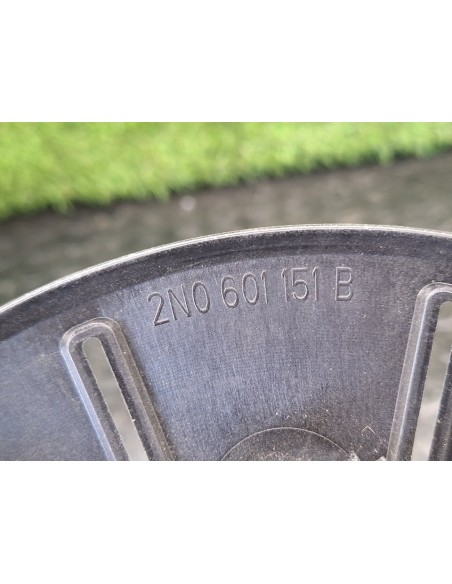 [113966] TAPACUBOS - VOLKSWAGEN CRAFTER (01/2019 - ...)