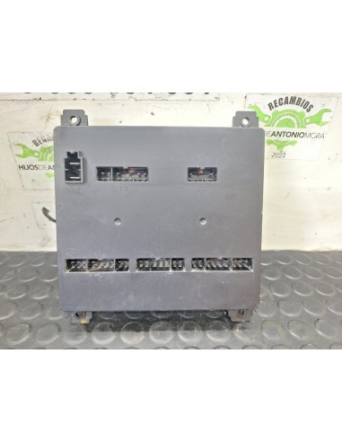 [113720] CAJA RELES / FUSIBLES - NISSAN ATLEON