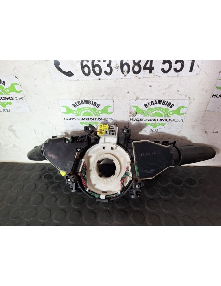 [113096] MANDO VOLANTE - RENAULT MAXITY (01/2007 - 01/2011)