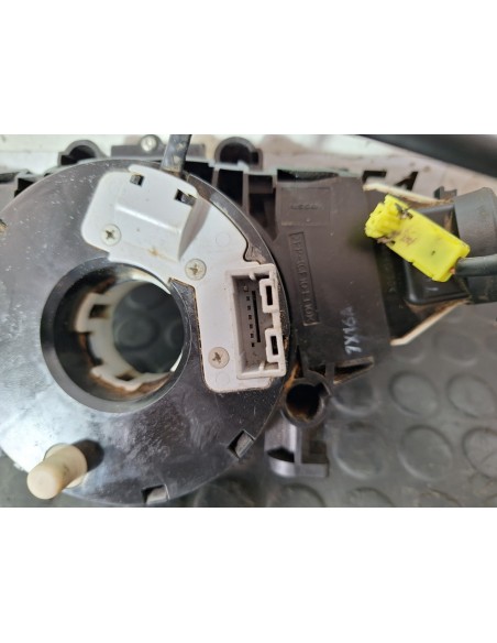 [113096] MANDO VOLANTE - RENAULT MAXITY (01/2007 - 01/2011)