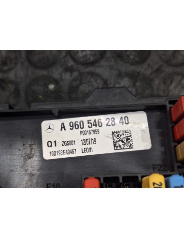 [112117] CAJA RELES / FUSIBLES - MERCEDES...