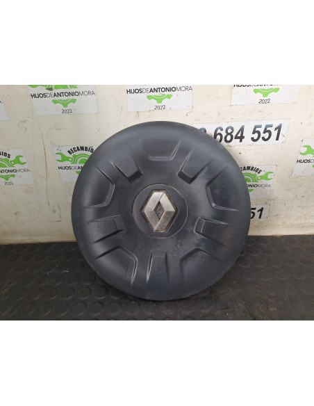 [112066] TAPACUBOS - RENAULT MASTER DOKA PRITSCHE/-FGST