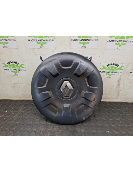 [112043] TAPACUBOS - RENAULT MASTER DOKA PRITSCHE/-FGST