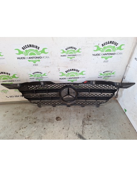 [111406] REJILLA DELANTERA - MERCEDES SPRINTER II JAMES COOK (906)
