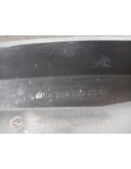 [112181] MOLDURA - MERCEDES SPRINTER 02.00 - CAJA CERRADA (01/1999 - 01/2006)