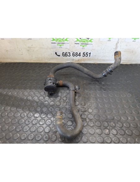 [112028] BOMBA DE AGUA ADICIONAL - MERCEDES SPRINTER 02.00 - CAJA CERRADA (01/1999 - 01/2006)