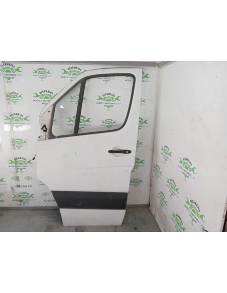 [112008] PUERTA DELANTERA IZQUIERDA - MERCEDES SPRINTER 02.00 - CAJA CERRADA (01/1999 - 01/2006)