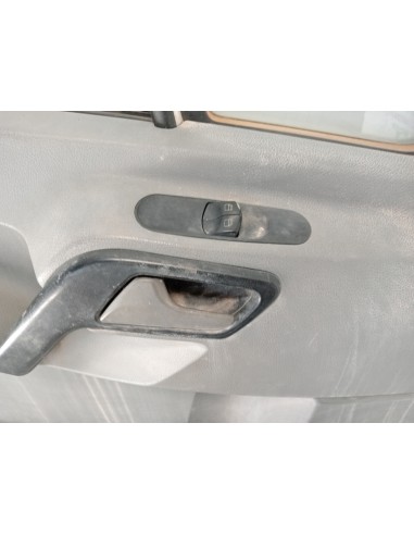 [112008] PUERTA DELANTERA IZQUIERDA - MERCEDES...
