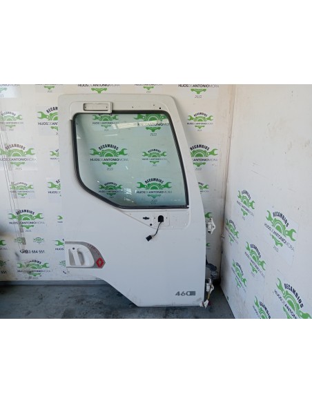 [111940] PUERTA DELANTERA DERECHA - RENAULT PREMIUM ROUTE -2006 (01/2005 - 01/2013)