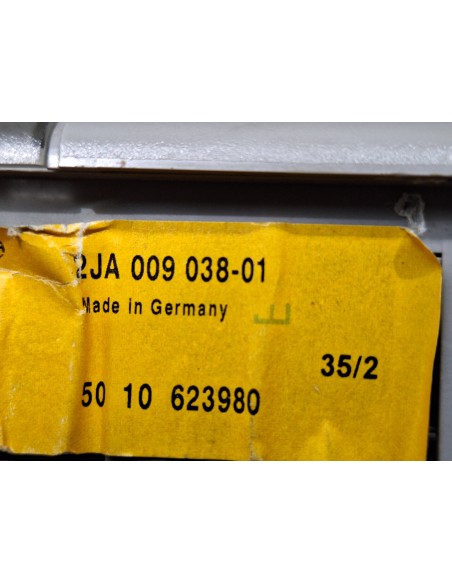 [111896] LUZ INTERIOR - RENAULT PREMIUM ROUTE -2006 (01/2005 - 01/2013)