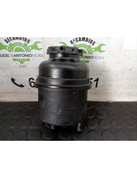 [111839] DEPOSITO LIQUIDO DIRECCION - NISSAN CABSTAR -09.06 (01/2006 - 12/2013)