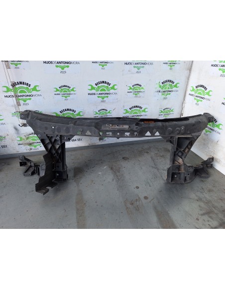 [111830] PANEL FRONTAL - MERCEDES SPRINTER 02.00 - CAJA CERRADA (01/1999 - 01/2006)